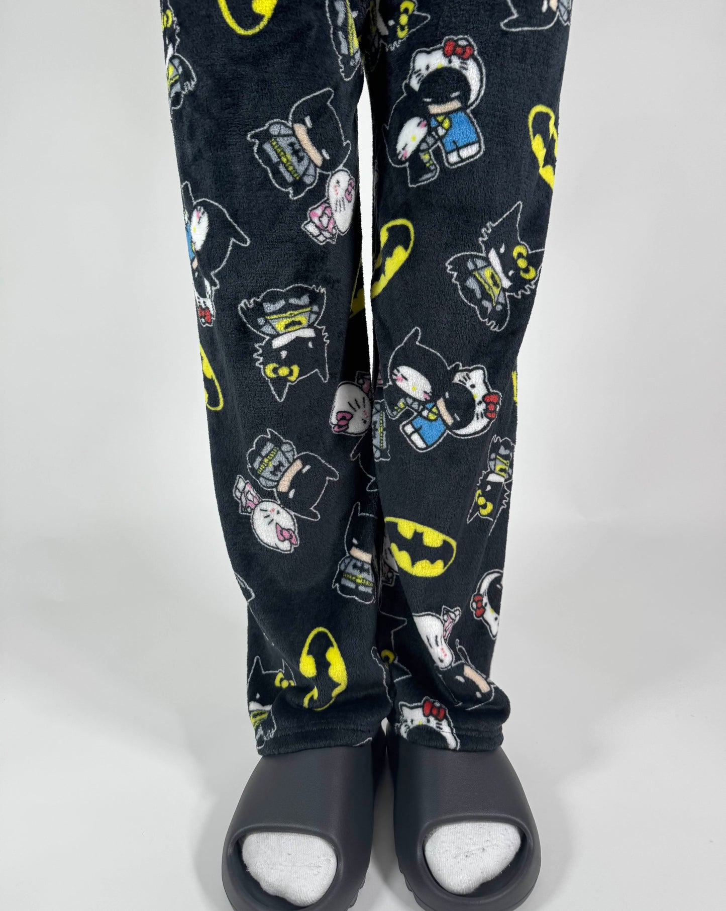 Spodnie piżamowe Batman X Hello Kitty – czarne